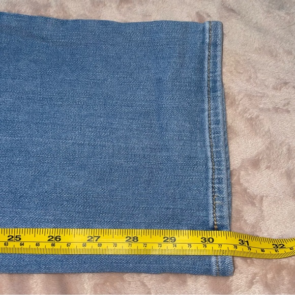 Levi’s 724 distressed high -rise straight jean W34/L30 1/2 - Picture 14 of 14